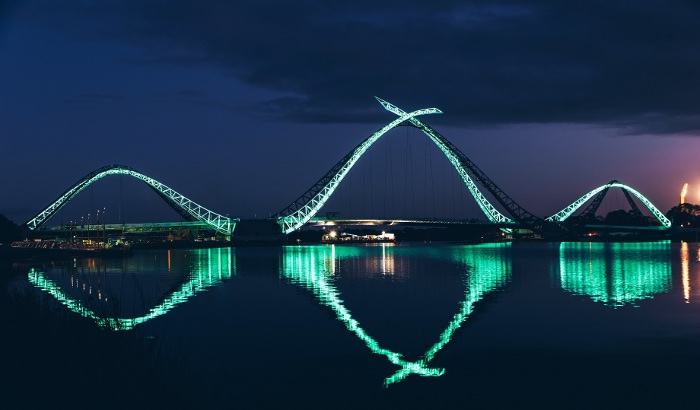 Matagarup Pedestrian Bridge | Philips lighting