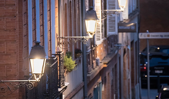 Resolving the urban lighting dilemma