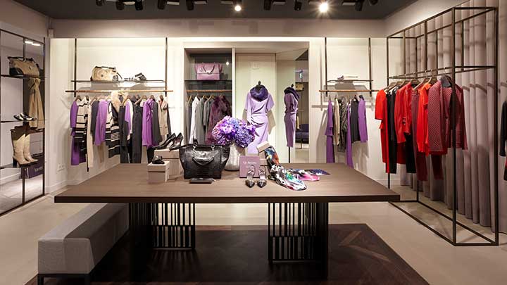 Philips Lighting’s PerfectScene sales area provides superb light for fashion boutiques and other retail environments