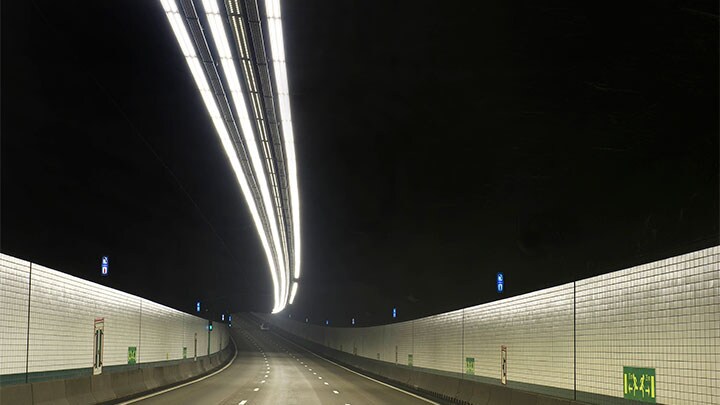 Optimize lighting and safety with a tunnel lighting system built specifically for LED lighting technology