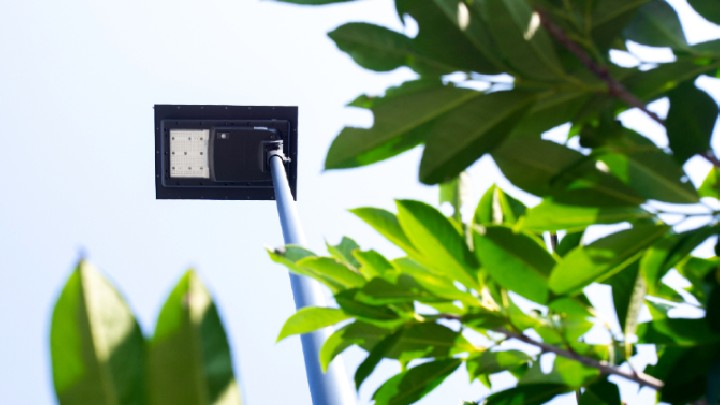 Illuminazione stradale efficiente e sostenibile