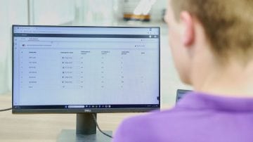 Botany Group working with GrowWise smart spectrum